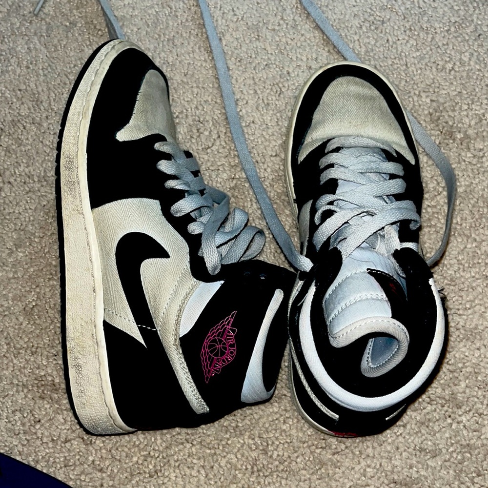 Nike air jordans
